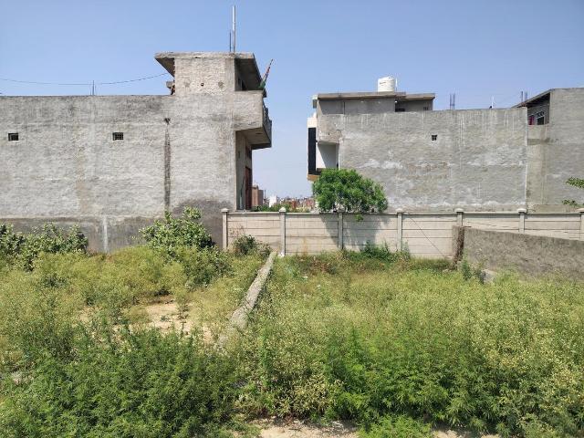 Residential Plot in Dadri for resale Greater Noida. The reference number is 20174746