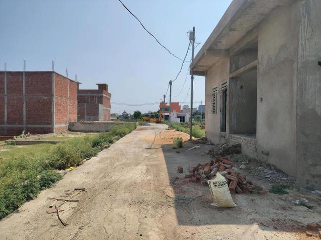 Residential Plot in Dadri for resale Greater Noida. The reference number is 20174769