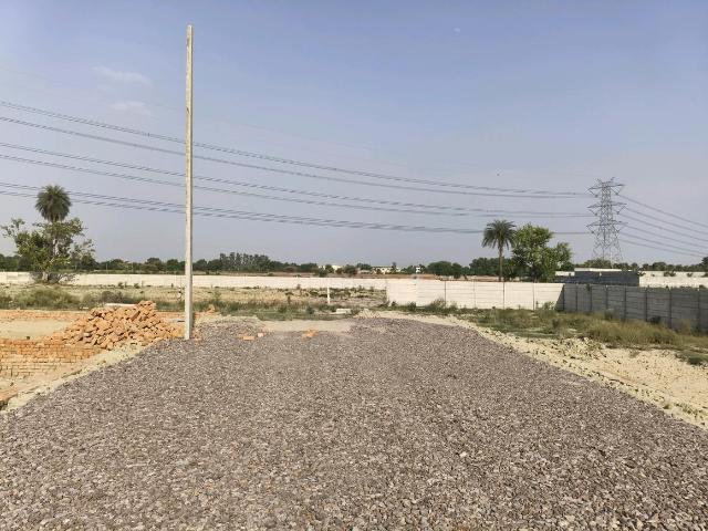 Residential Plot in Dadri for resale Greater Noida. The reference number is 20536179