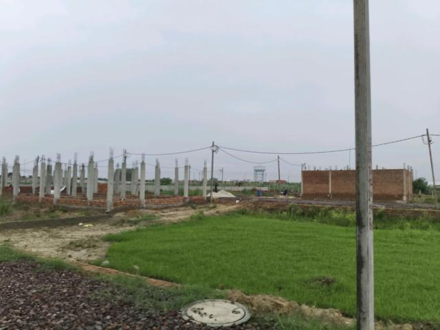 Residential Plot in Dadri for resale Greater Noida. The reference number is 20736363
