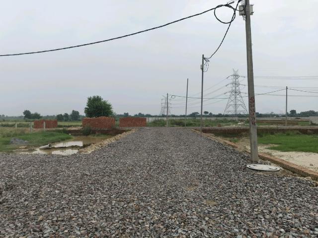 Residential Plot in Dadri for resale Greater Noida. The reference number is 20736455
