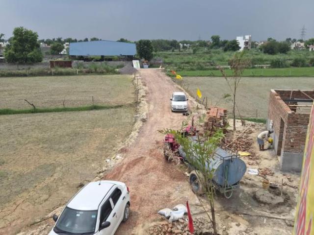 Residential Plot in Dadri for resale Greater Noida. The reference number is 20876522