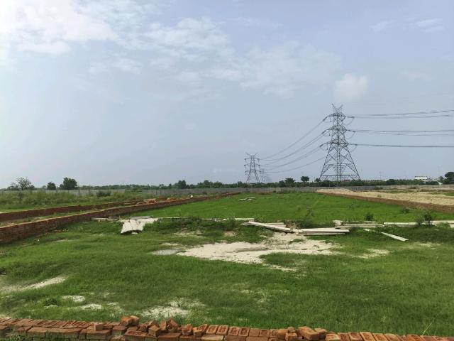 Residential Plot in Dadri for resale Greater Noida. The reference number is 20838675