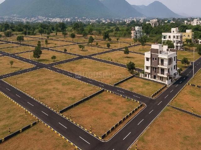 Residential Plot in Dadri for resale Greater Noida. The reference number is 20839084