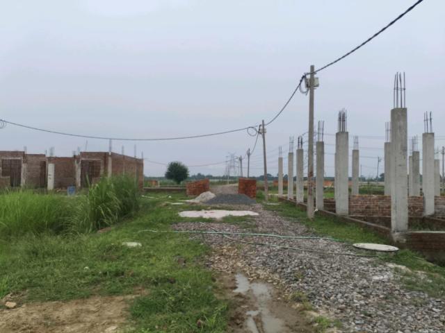 Residential Plot in Dadri for resale Greater Noida. The reference number is 20993487
