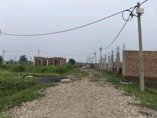 Residential Plot in Dadri for resale Greater Noida. The reference number is 20993503