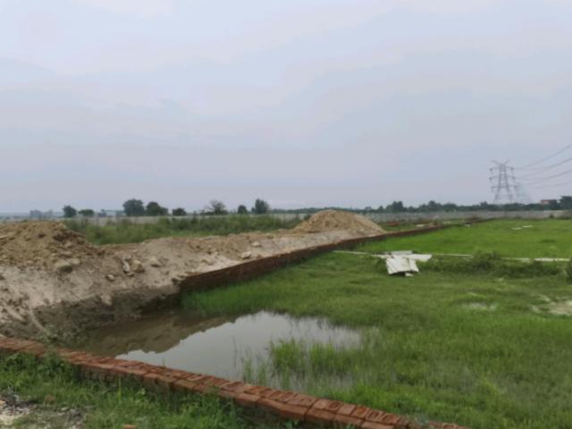 Residential Plot in Dadri for resale Greater Noida. The reference number is 20994555