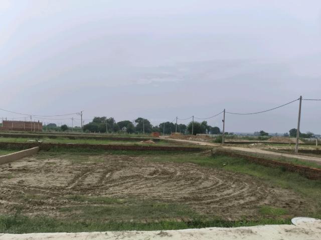 Residential Plot in Dadri for resale Greater Noida. The reference number is 20994759