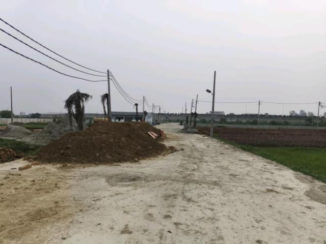 Residential Plot in Dadri for resale Greater Noida. The reference number is 20994822