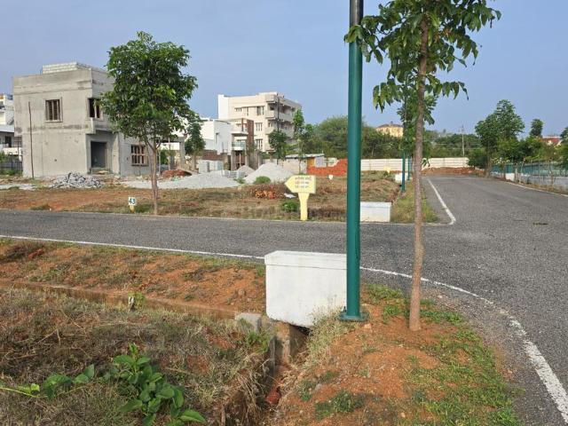 Residential Plot in Deepanagar for resale Mysore. The reference number is 20156824