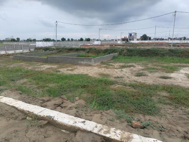 Residential Plot in Defense Mega City for resale Greater Noida. The reference number is 17927027