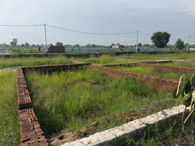 Residential Plot in Defense Mega City for resale Greater Noida. The reference number is 18059303