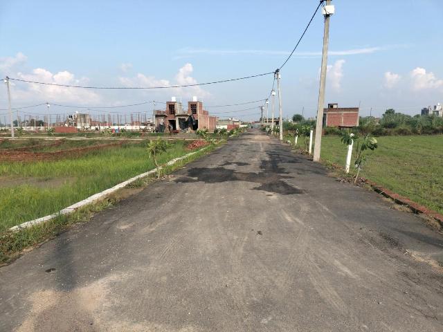 Residential Plot in Defense Mega City for resale Greater Noida. The reference number is 18060210