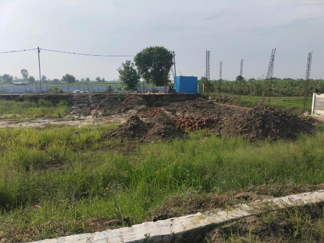 Residential Plot in Defense Mega City for resale Greater Noida. The reference number is 18060693