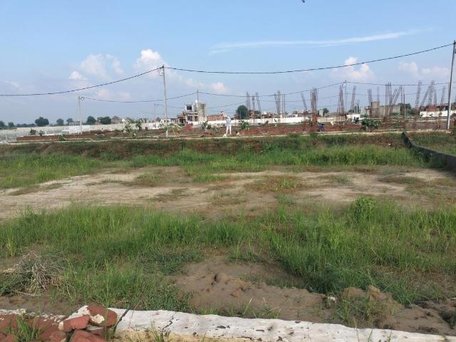 Residential Plot in Defense Mega City for resale Greater Noida. The reference number is 18068562
