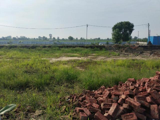 Residential Plot in Defense Mega City for resale Greater Noida. The reference number is 18068501