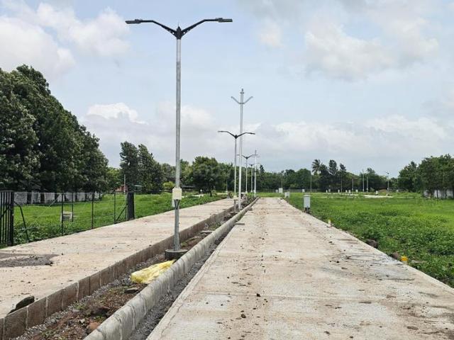 Residential Plot in Deolali Camp for resale Devlali. The reference number is 17943003