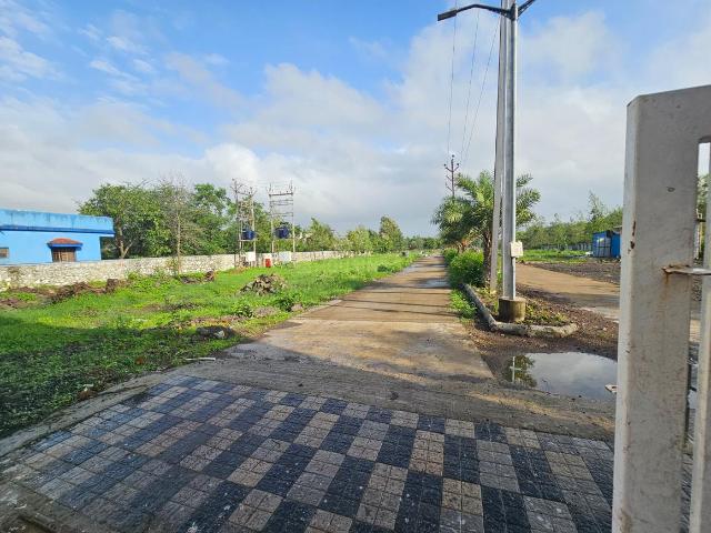 Residential Plot in Deolali Camp for resale Devlali. The reference number is 20868288