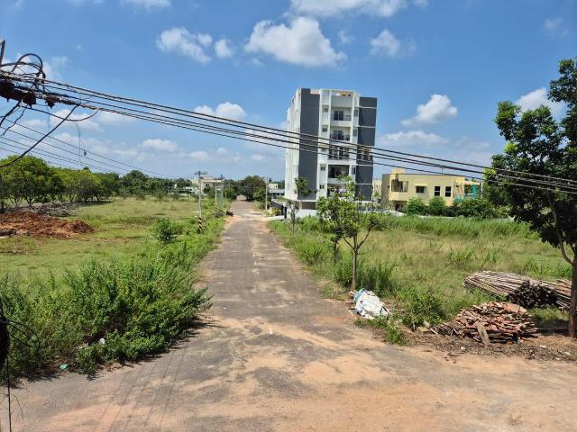 Residential Plot in Denkada for resale Vizianagaram. The reference number is 16886409
