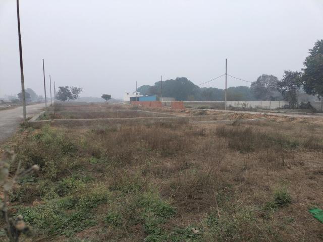 Residential Plot in Deri Skaner for resale Greater Noida. The reference number is 16015845