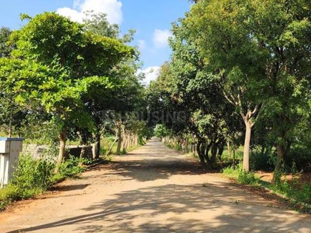 Residential Plot in Devanahalli for resale Bengaluru. The reference number is 18711032