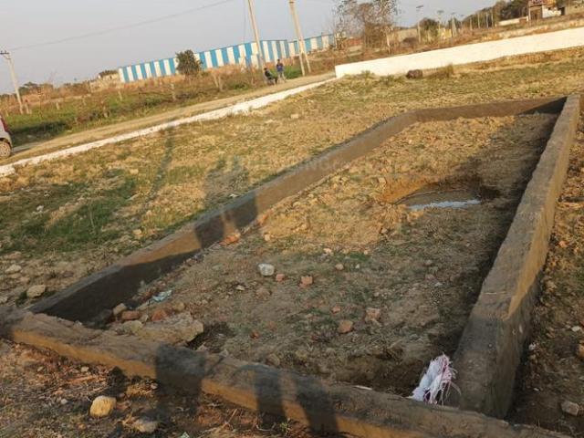 Residential Plot in Dhoom Manikpur for resale Greater Noida. The reference number is 18059238