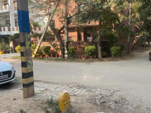 Residential Plot in DLF Phase 2 for resale Gurgaon. The reference number is 20075651