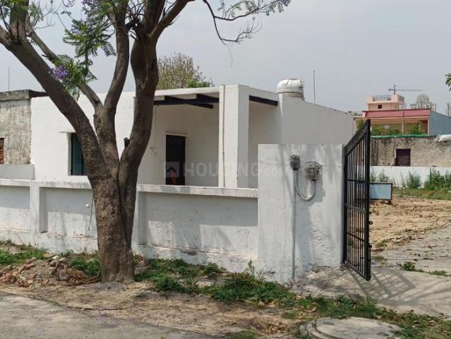 Residential Plot in Eta I for resale Greater Noida. The reference number is 7854917