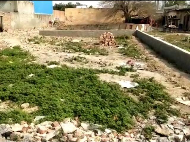 Residential Plot in Fatehpur Beri for resale New Delhi. The reference number is 14540814