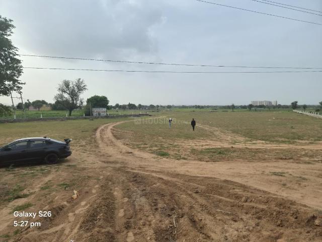 Residential Plot in Fatehpura for resale Neemrana. The reference number is 20770658