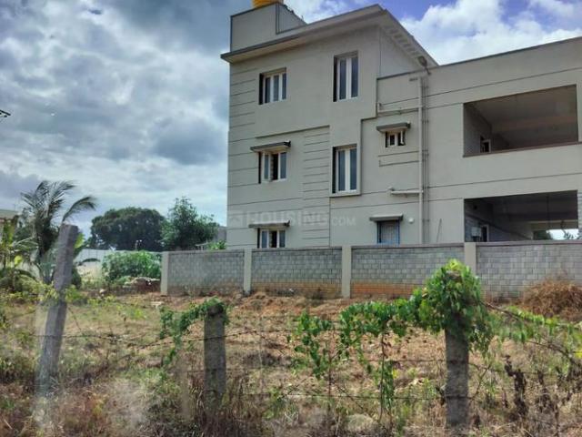 Residential Plot in Guddahatti for resale Bengaluru. The reference number is 20622432