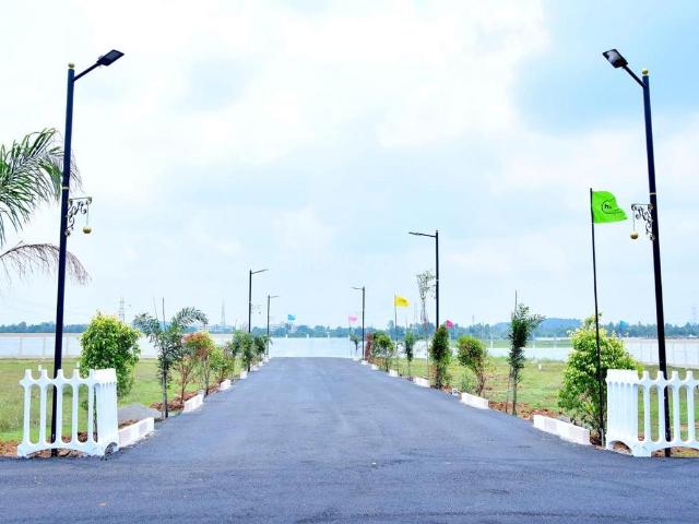 Residential Plot in Guduvancheri for resale Chennai. The reference number is 20354111