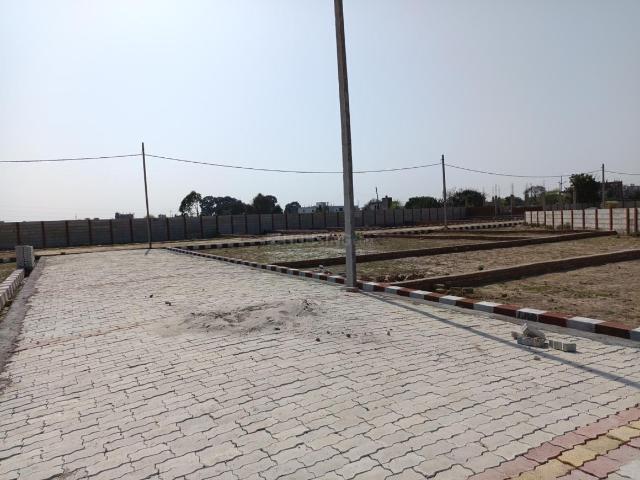 Residential Plot in Gujaini for resale Kanpur. The reference number is 16995537