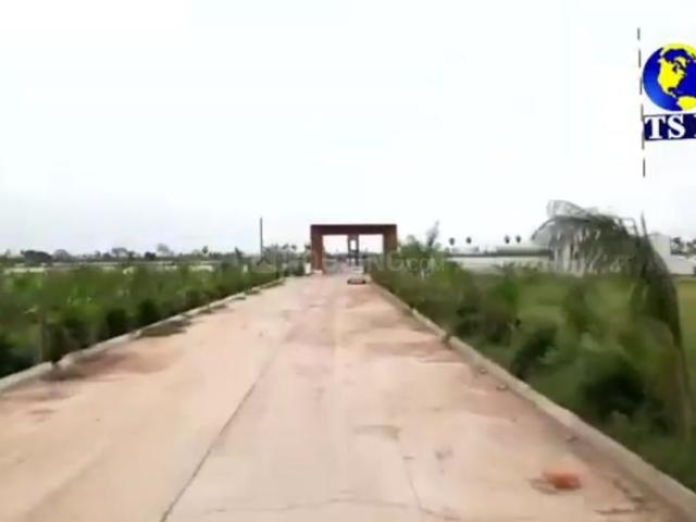 Residential Plot in Gundimeda for resale Guntur. The reference number is 15259468