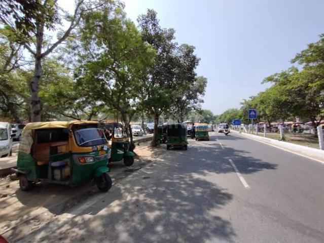 Residential Plot in Gamma II for resale Greater Noida. The reference number is 17211019