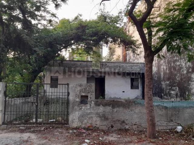 Residential Plot in Gamma II for resale Greater Noida. The reference number is 20520683