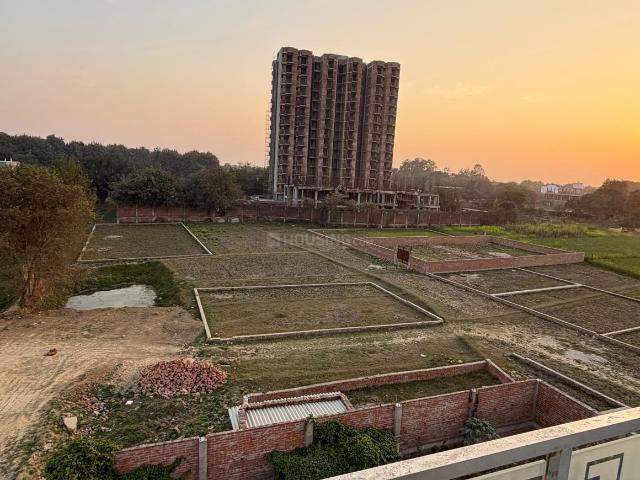 Residential Plot in Gangapur for resale Varanasi. The reference number is 19596805
