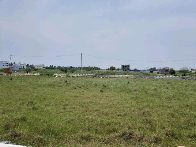 Residential Plot in Gerugambakkam for resale Chennai. The reference number is 19975478