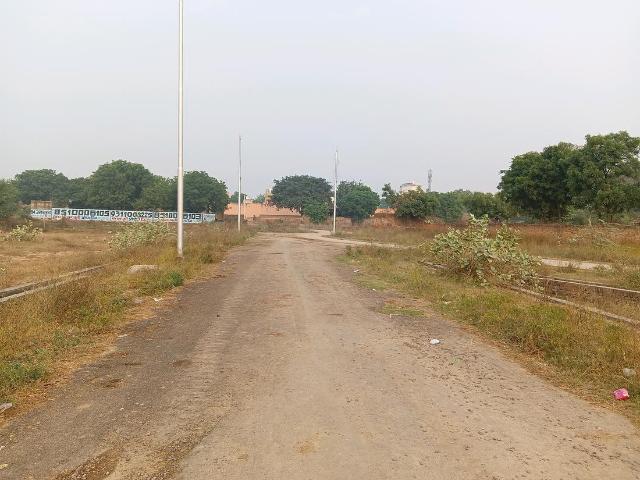 Residential Plot in Ghodi Bachheda for resale Greater Noida. The reference number is 13135399
