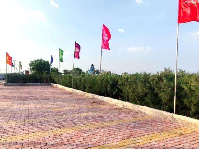 Residential Plot in Gokanya for resale Indore. The reference number is 18403648