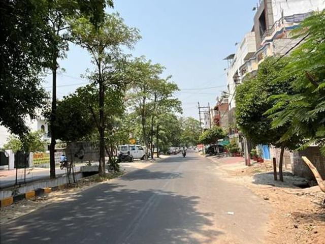 Residential Plot in Gomti Nagar Extension for resale Lucknow. The reference number is 17142808