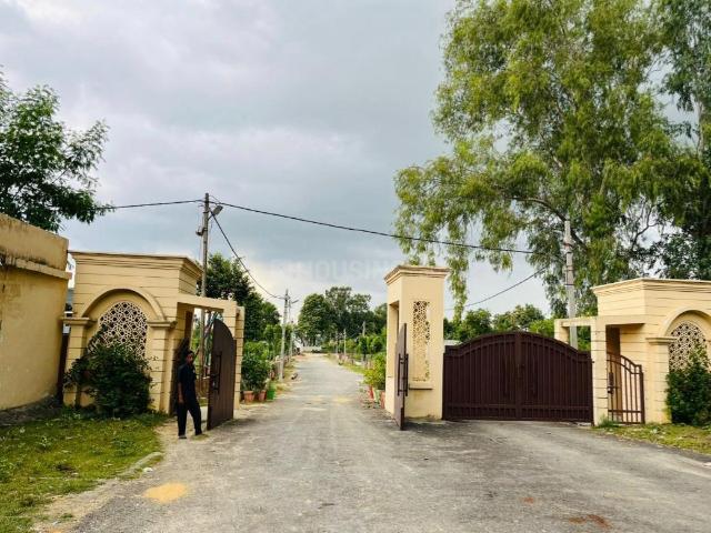 Residential Plot in Gomti Nagar Extension for resale Amar Shaheed Path. The reference number is 17206700
