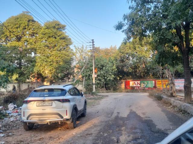 Residential Plot in Gomti Nagar Extension for resale Lucknow. The reference number is 19453064