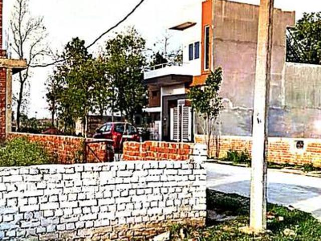 Residential Plot in Gomti Nagar Extension for resale Lucknow. The reference number is 20736973