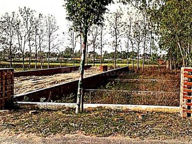 Residential Plot in Gomti Nagar Extension for resale Lucknow. The reference number is 20823130