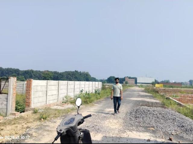 Residential Plot in Gomti Nagar Extension for resale Lucknow. The reference number is 20122734