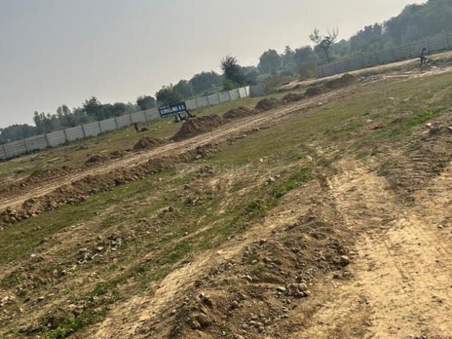 Residential Plot in Gomti Nagar for resale Lucknow. The reference number is 15969426
