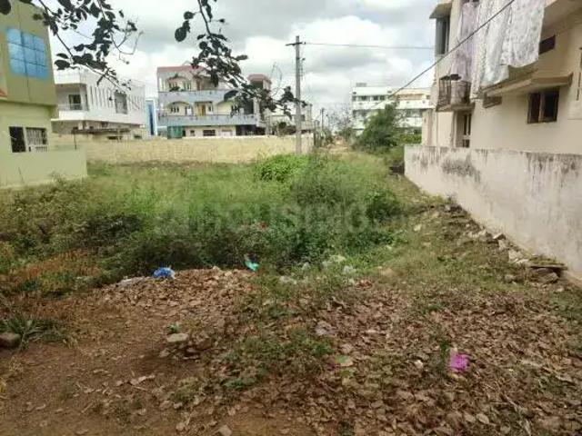 Residential Plot in Gomti Nagar for resale Lucknow. The reference number is 19887486