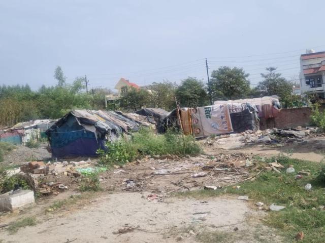 Residential Plot in Gomti Nagar for resale Lucknow. The reference number is 19902205