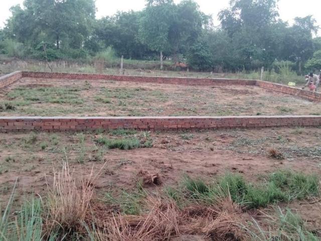 Residential Plot in Gosainganj for resale Lucknow. The reference number is 9660223